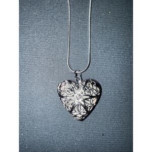 NWT Doffill .925 Silver Intricate Heart Locket On 24 Inch Snake Chain